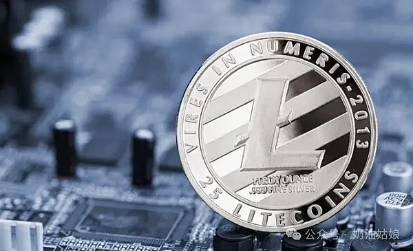 13家机构抢滩比特币ETF：一场即将改变加密货币市场的监管博弈